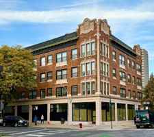 featured image of 5309 N Winthrop Ave