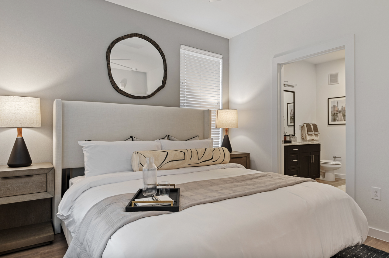 12900 Gregg Manor Road - Photo 4 of 8