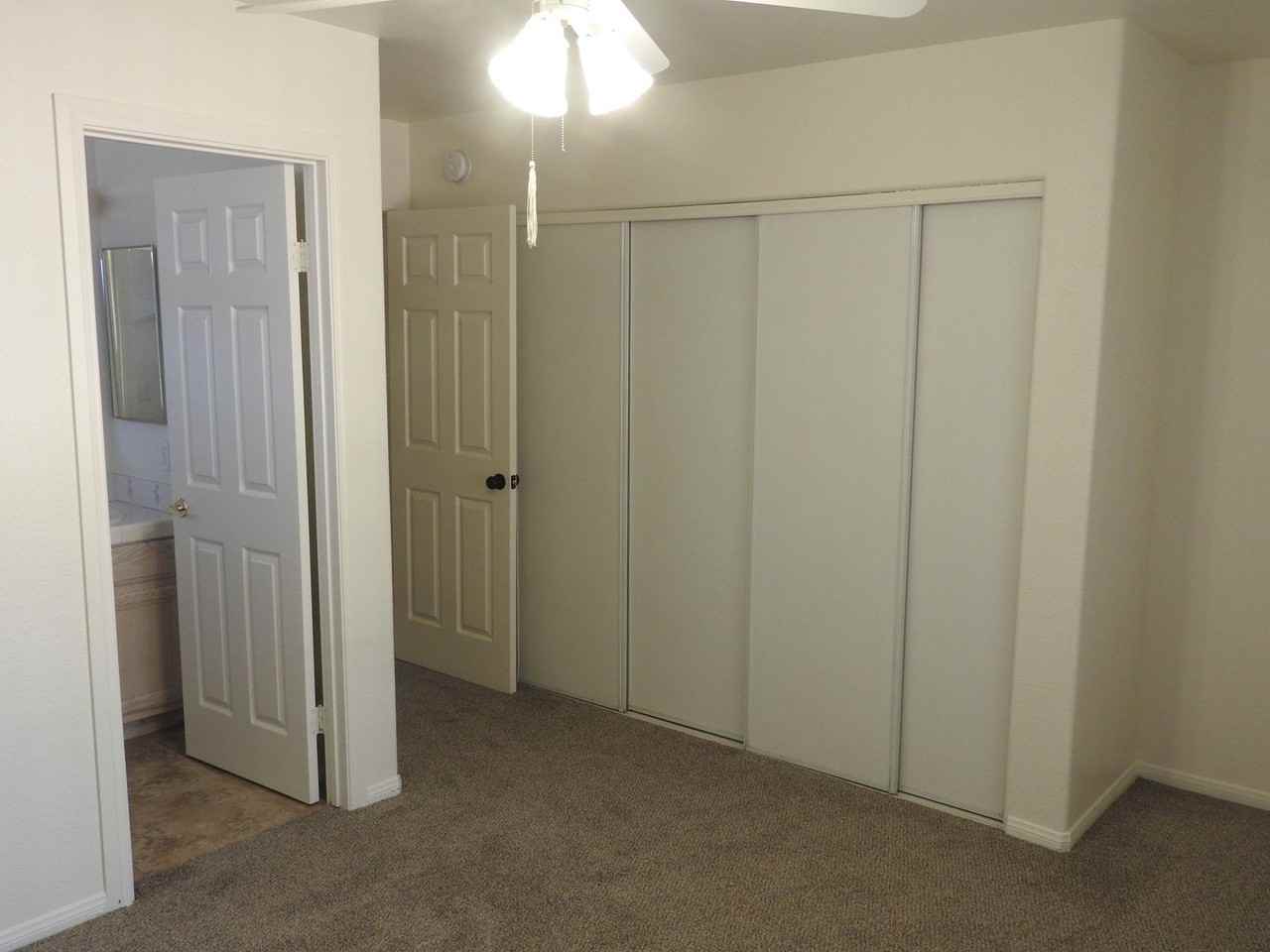 1953 Davis Avenue - Photo 6 of 41