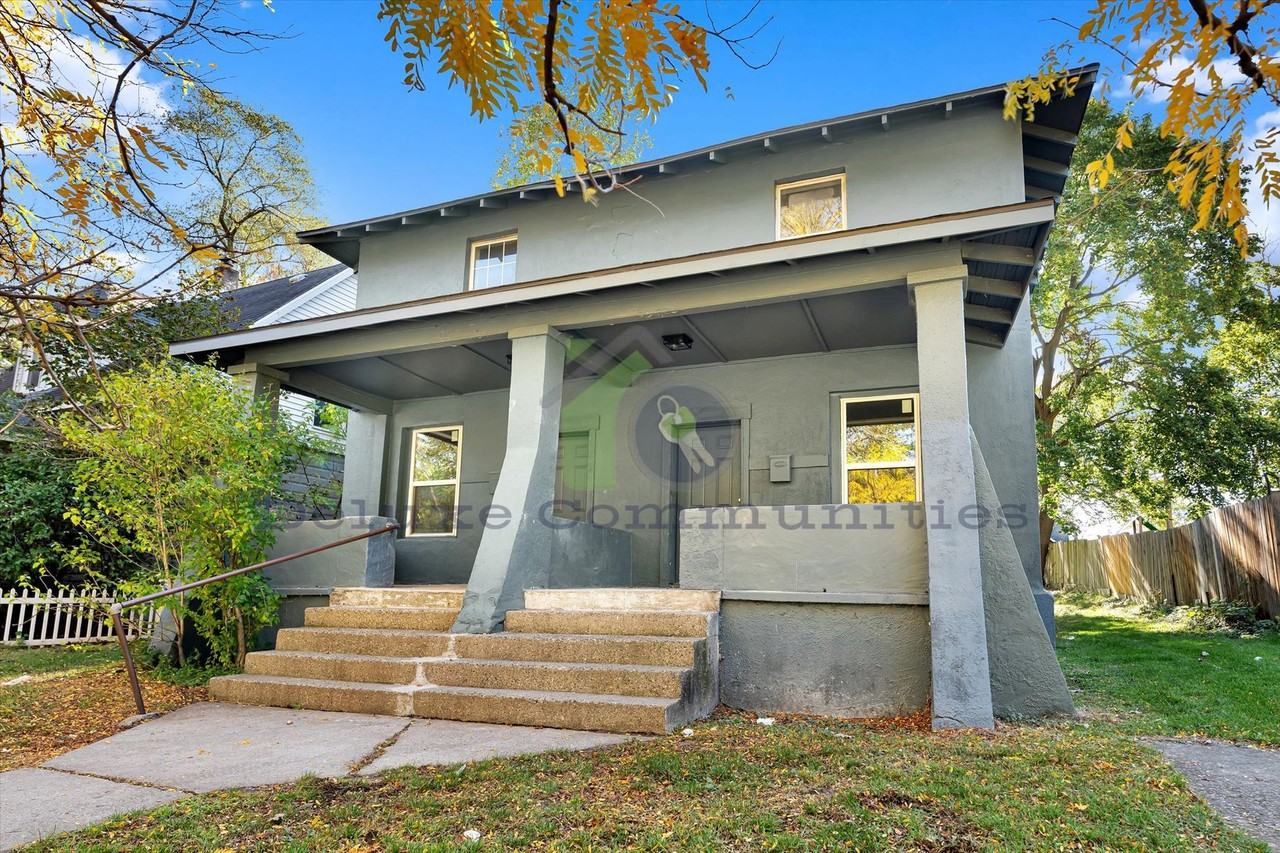 720 - 724 Adams St SE - Photo 2 of 9