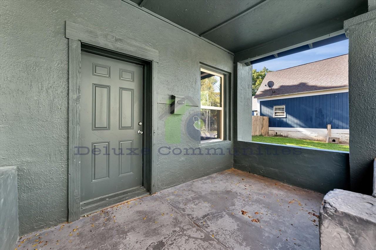 720 - 724 Adams St SE - Photo 5 of 9