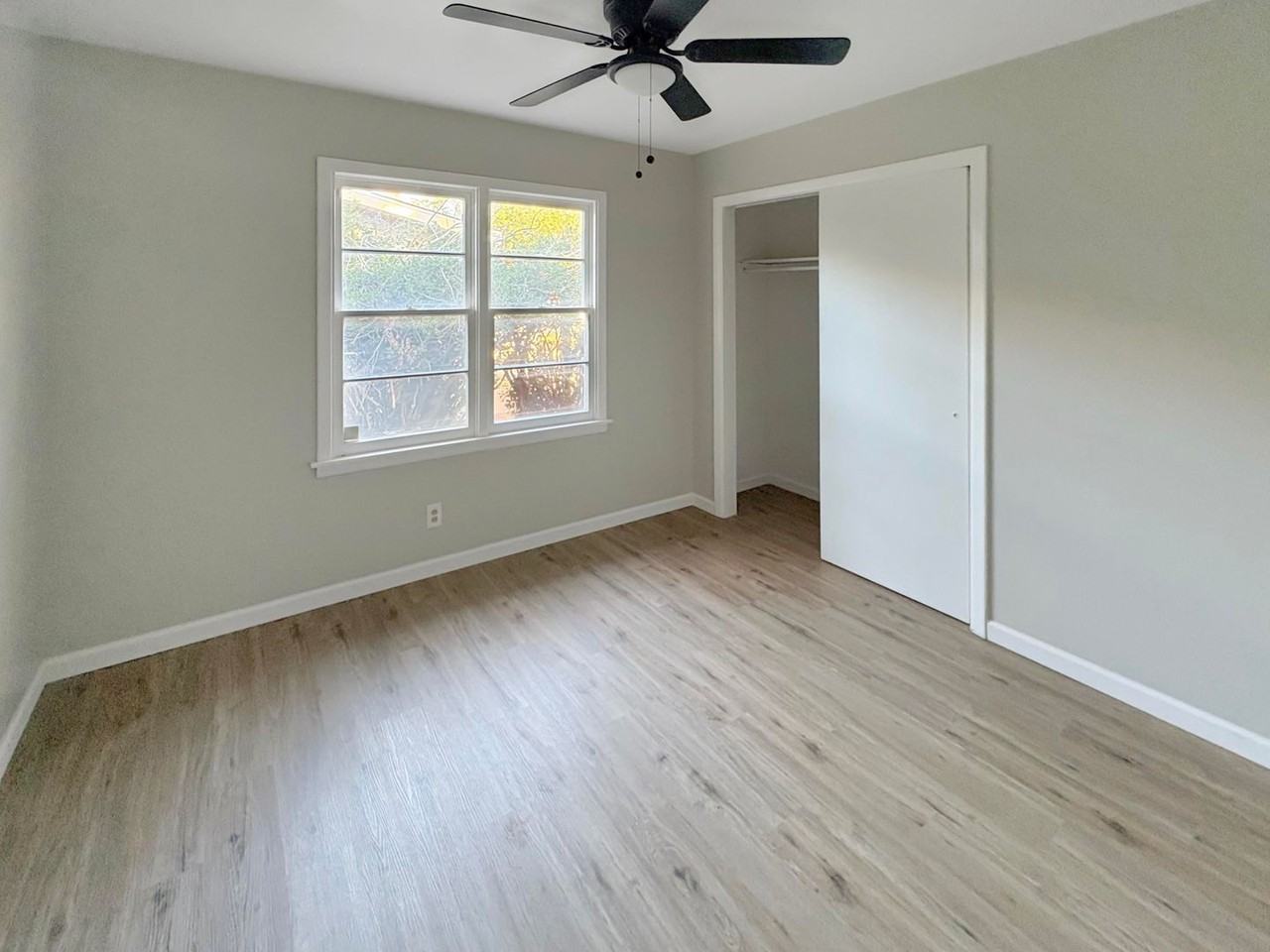 512 E Mesa Dr - Photo 6 of 9