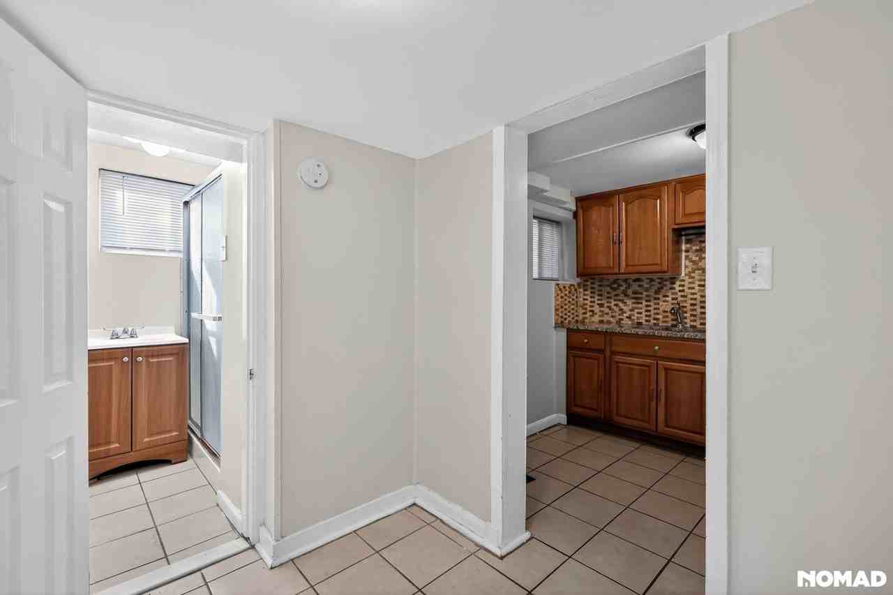 80 Seaton Pl Nw - Photo 6 of 32