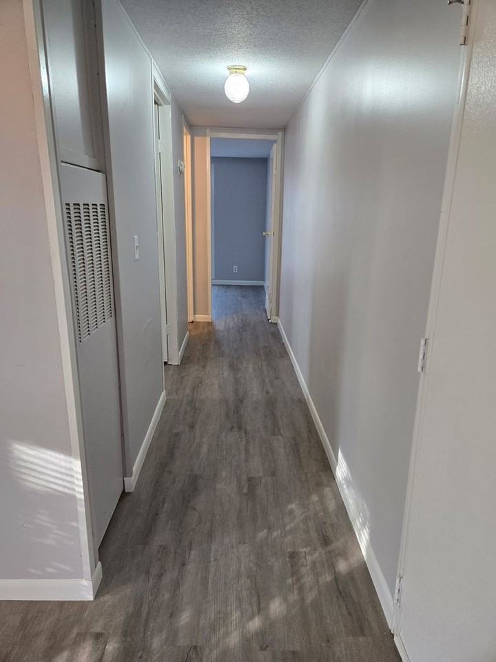 1591 County Road 3250 - Photo 2 of 5