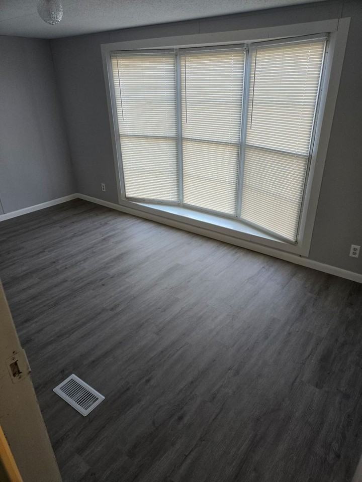 1591 County Road 3250 - Photo 3 of 5