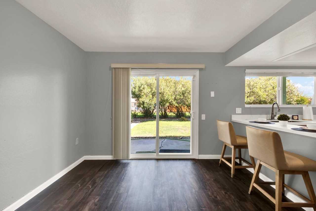 162 Isle Royale Cir - Photo 7 of 19