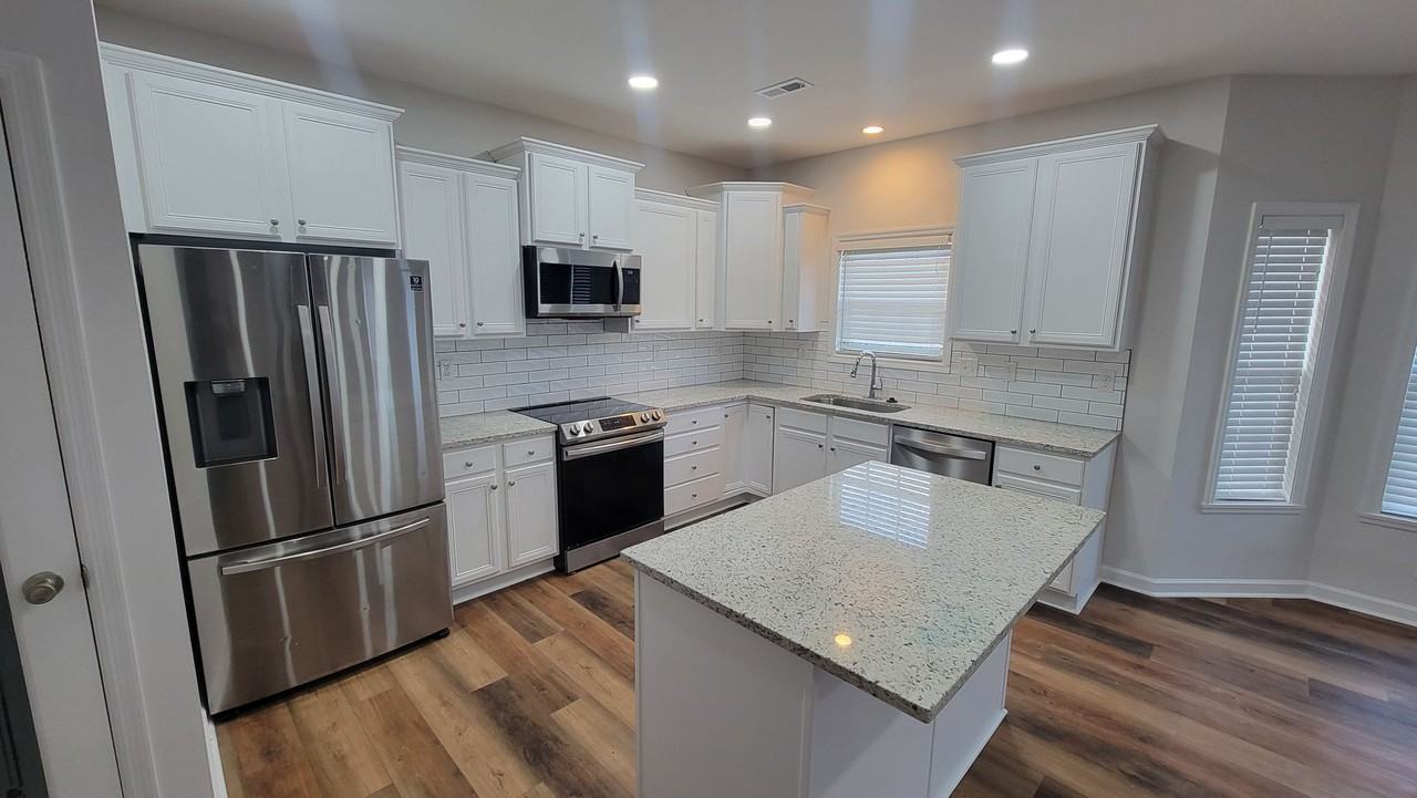 2214 Somersly Pl - Photo 6 of 47