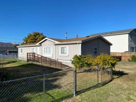 featured image of 907 Poplar Way