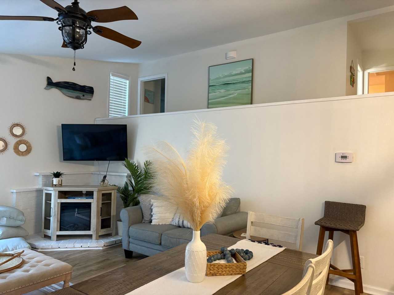 1100 W Durham St - Photo 4 of 30