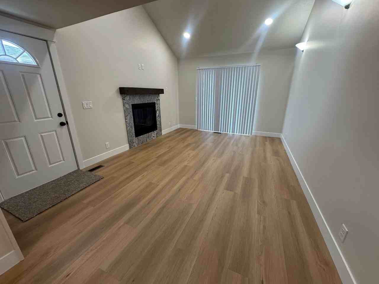 7283 South 1950 East #B - Photo 5 of 21