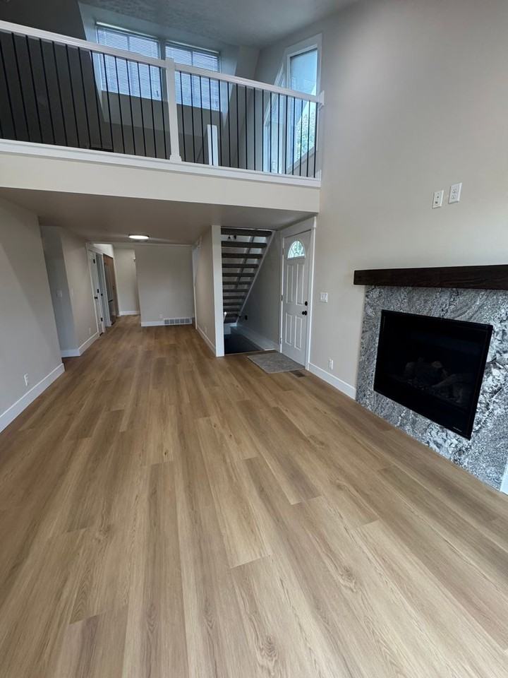 7283 South 1950 East #B - Photo 6 of 21