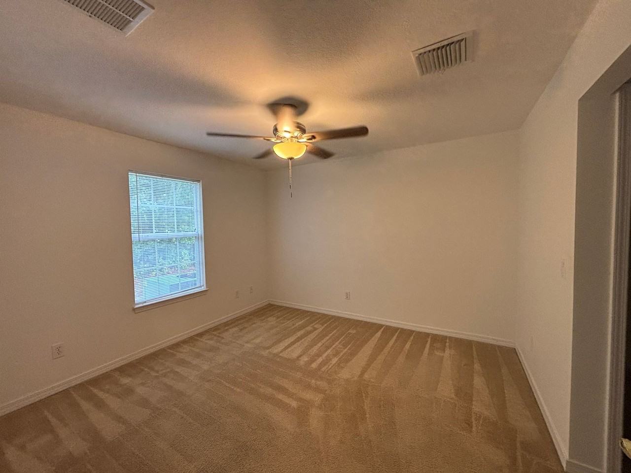 3022 Meadow St - Photo 7 of 19