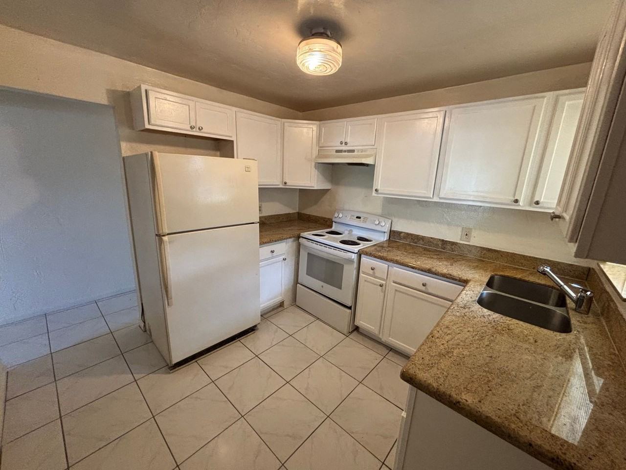 1489 Silver Beach Rd - Photo 6 of 25