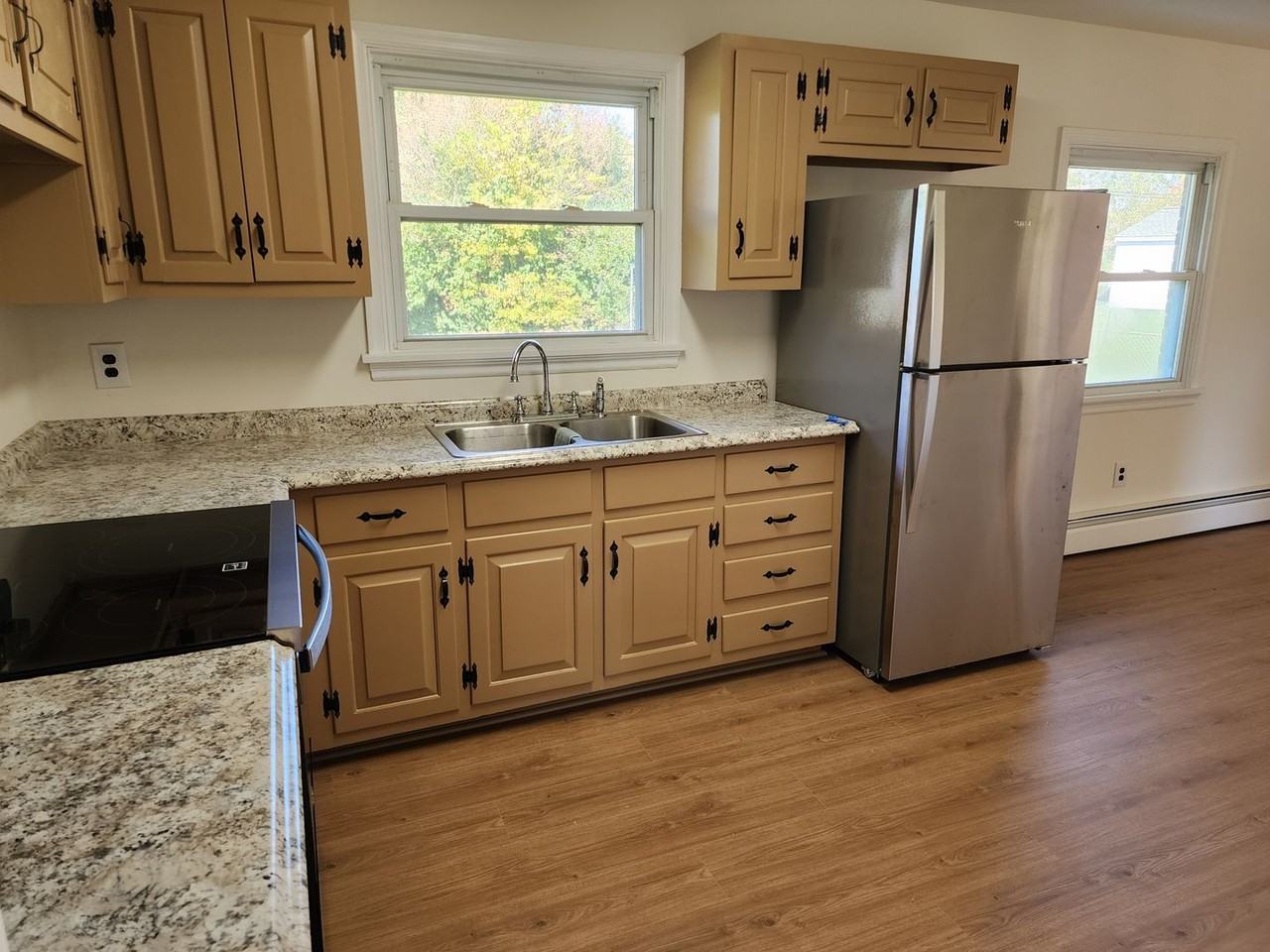 4706 Glenspring Rd - Photo 3 of 18