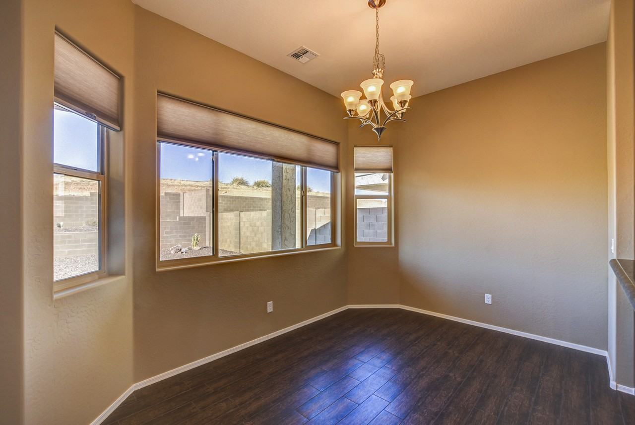 4844 N Salem Pl - Photo 7 of 25