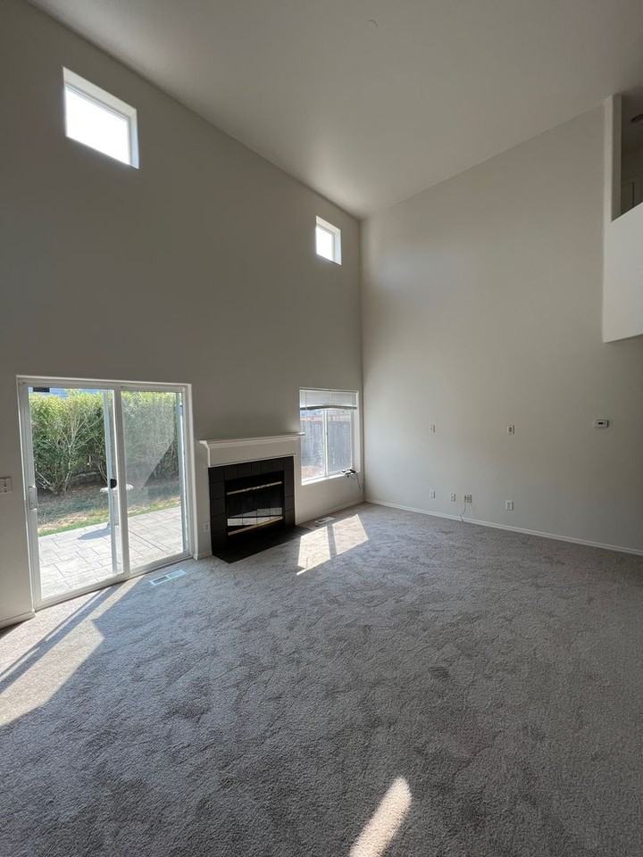 17816 Sw Gillette Ln - Photo 2 of 16