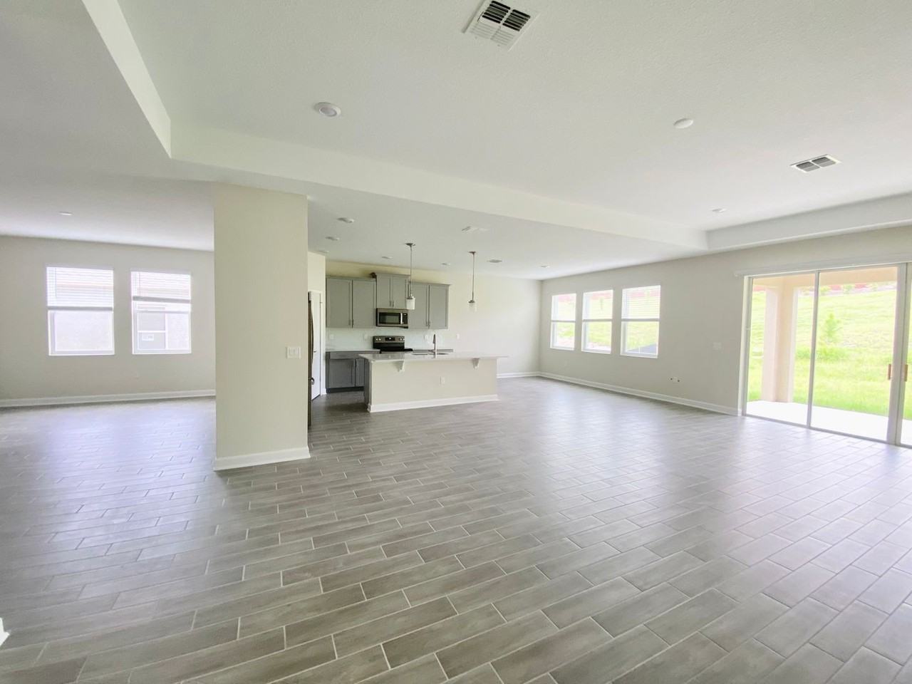 2768 Norway Maple Court - Photo 4 of 40