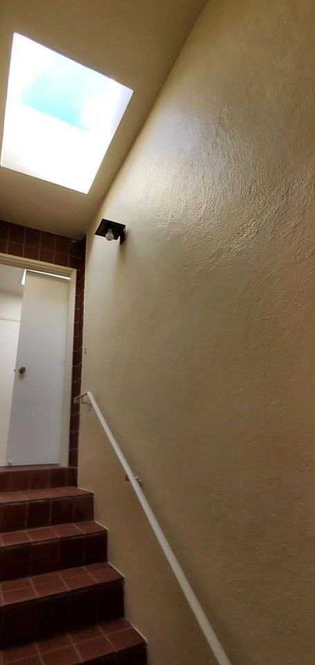 263 Wellington Ave - Photo 5 of 39