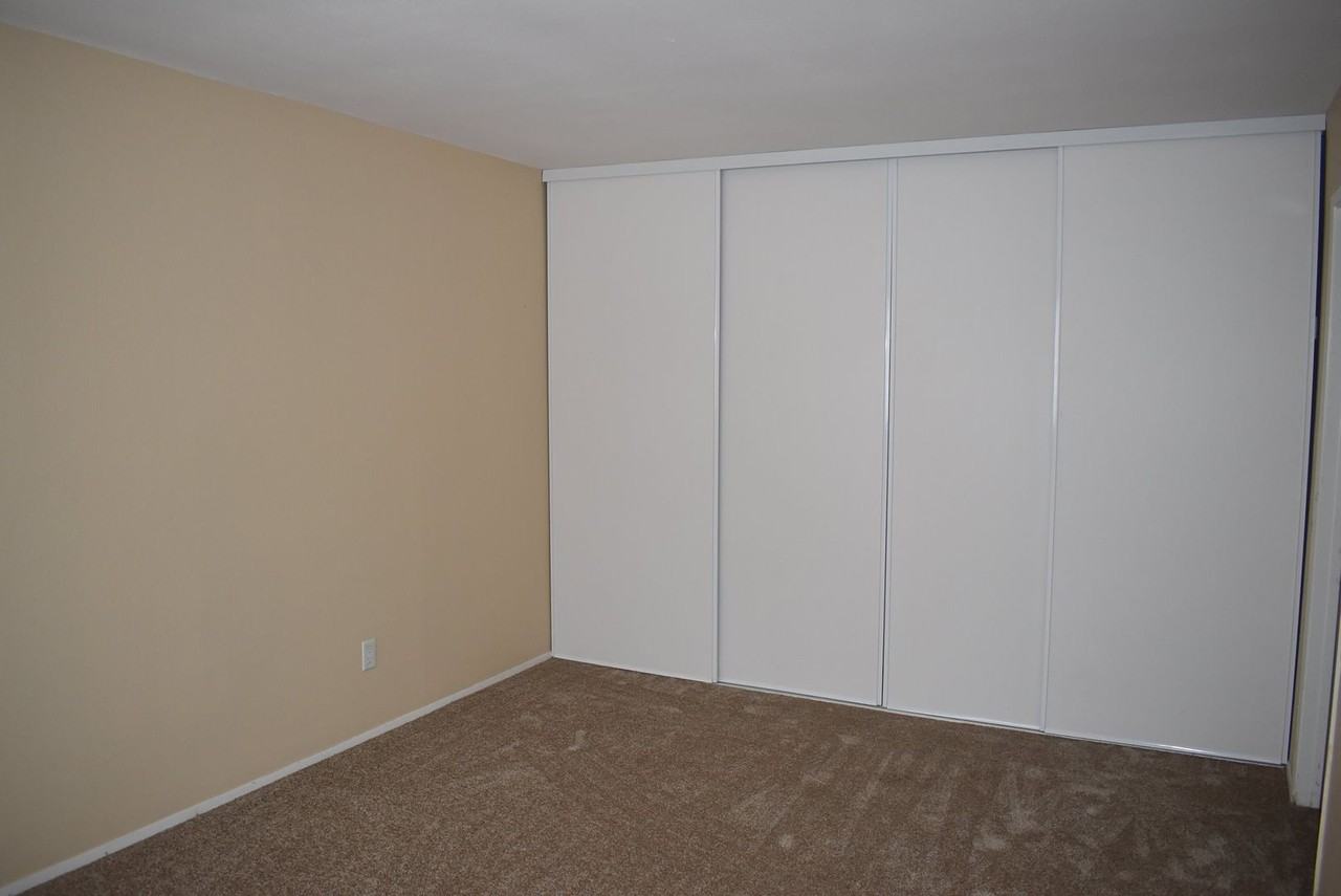 10386 Alphonse St #G1 - Photo 6 of 14