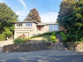 2745 Summit Dr - Photo 1 of 1