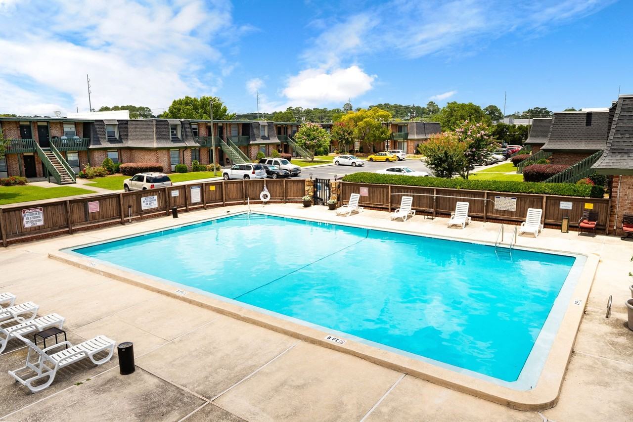 Heritage Square Apartments - Photo 7 of 12