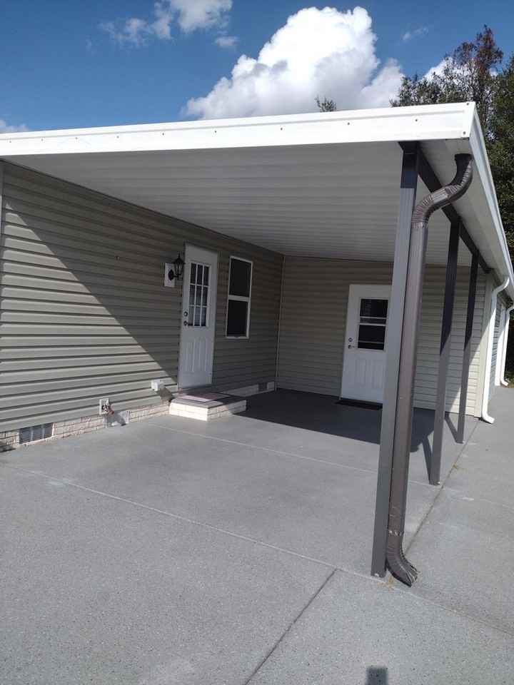 1607 Doral Cir - Photo 5 of 32