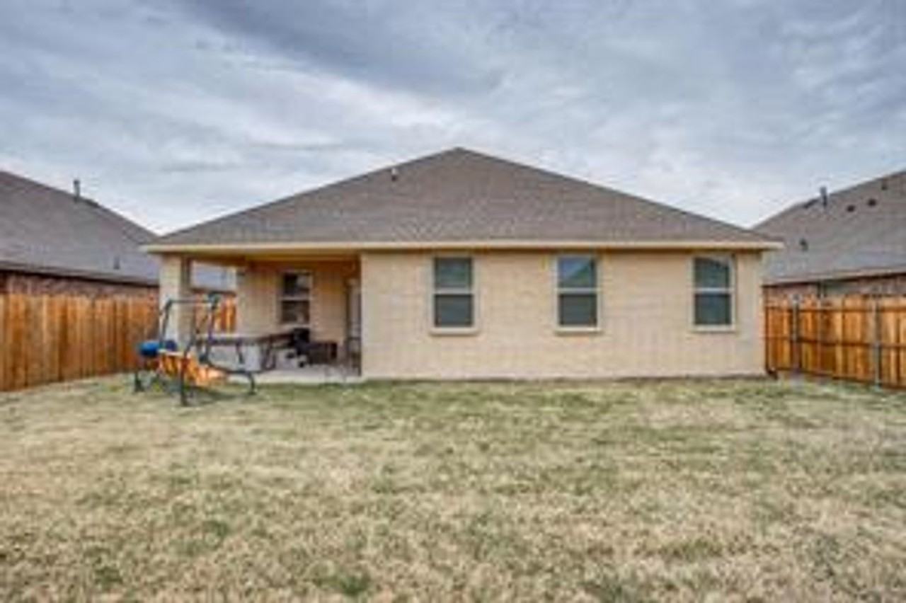 218 Whitetail Way - Photo 2 of 24