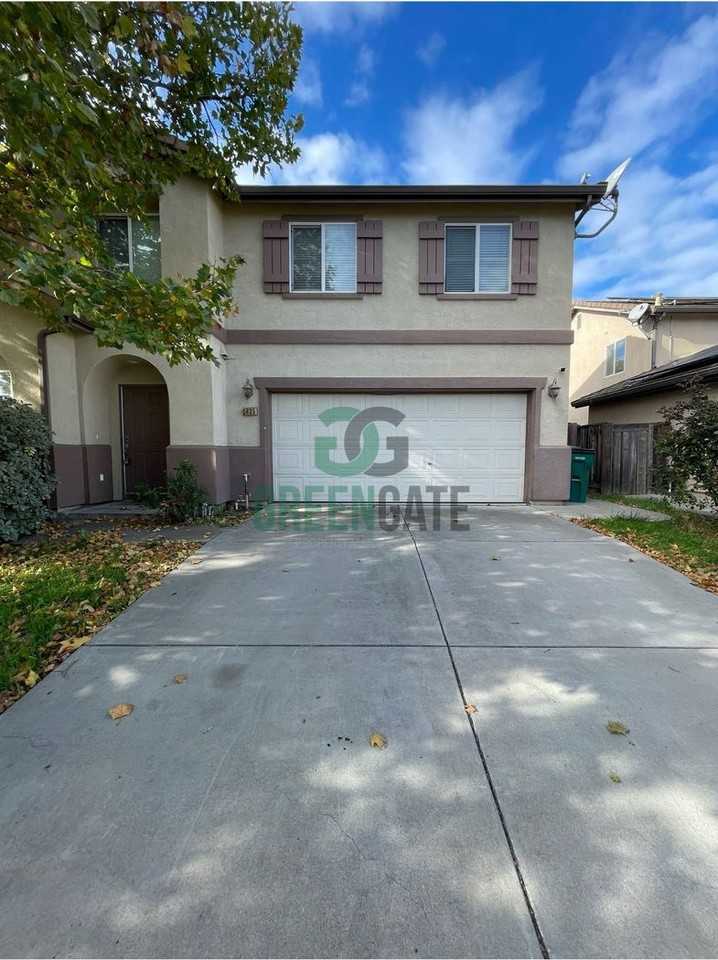 5635 Jeremy Way - Photo 3 of 50