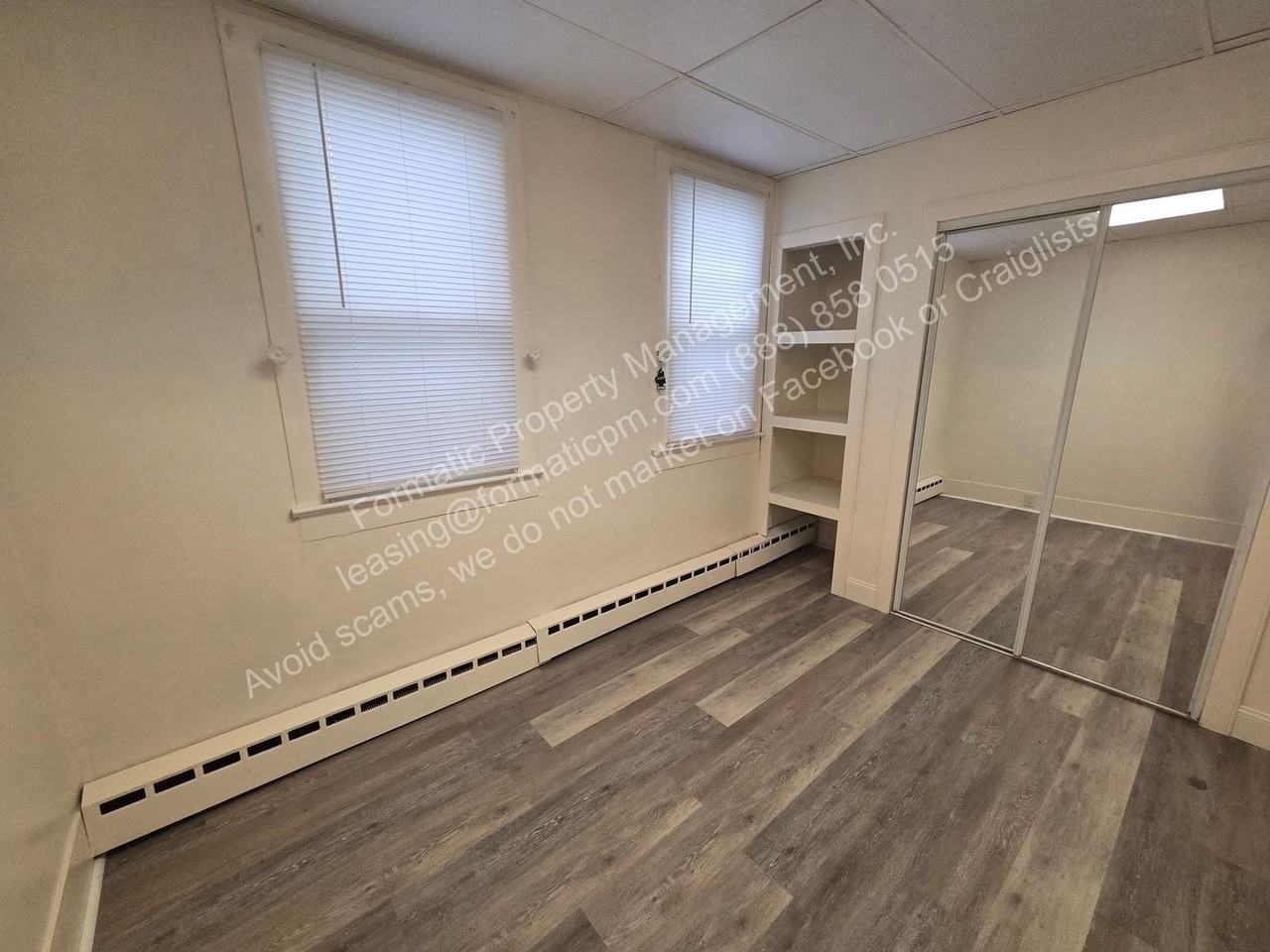 1022 Ridge St - Photo 5 of 12