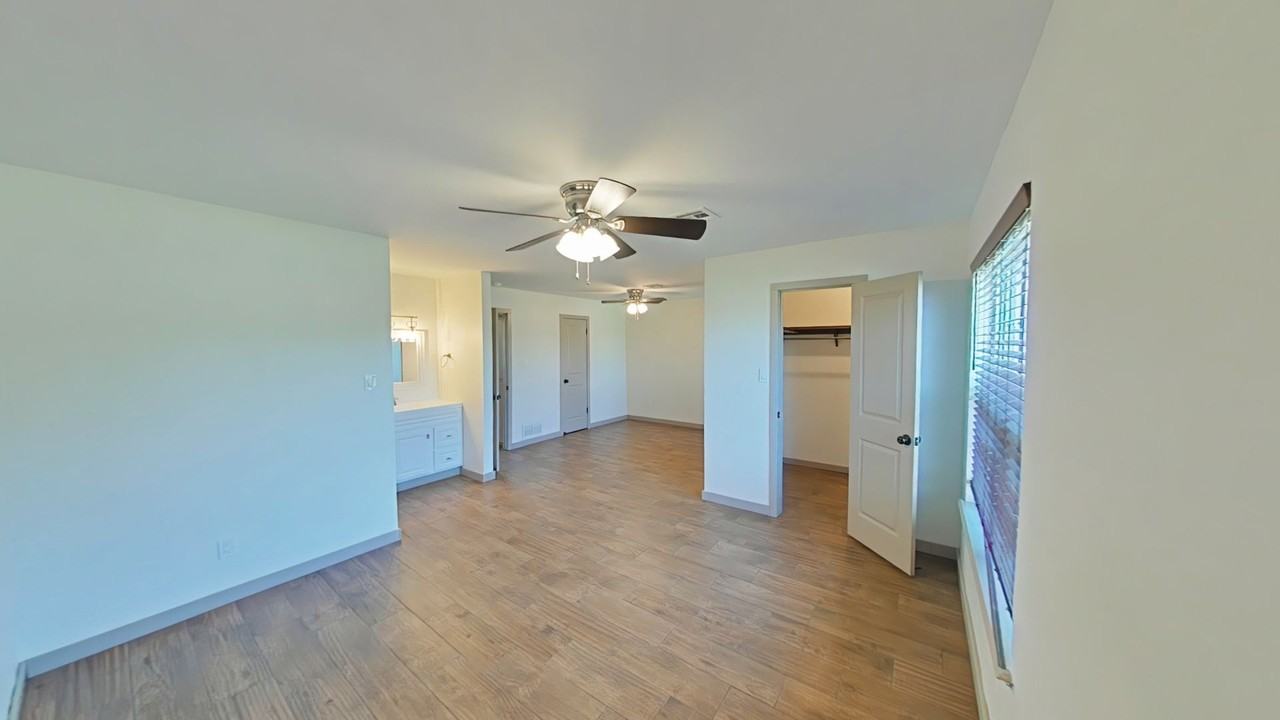 5222 Nw Ashby Ave - Photo 7 of 26