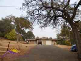 featured image of 4000 Earnscliff Ave