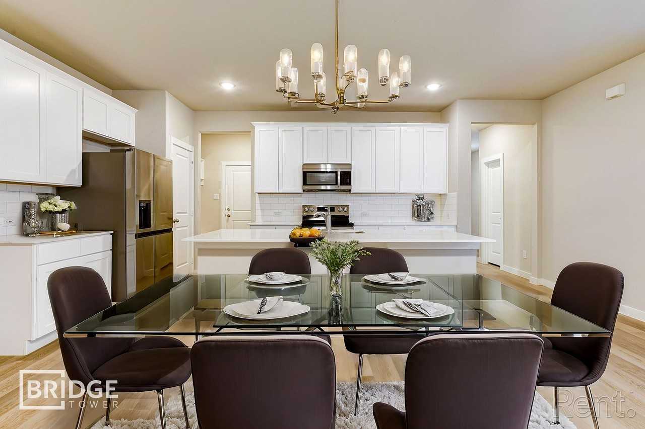 4215 Tobin Dr - Photo 3 of 22