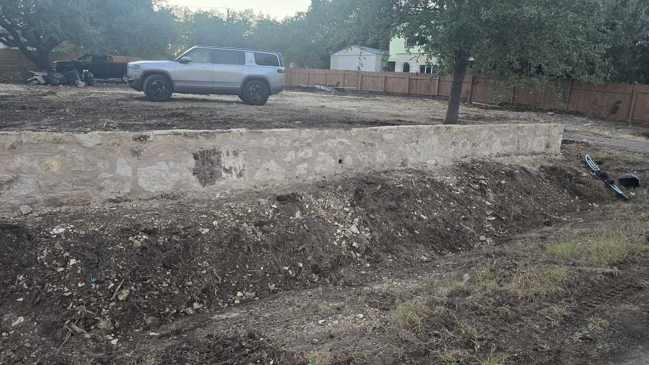 17621 Stacey Ln - Photo 7 of 32