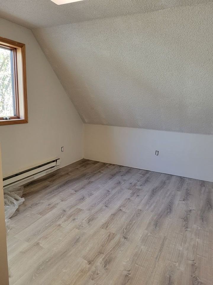 121 S 4th St - Photo 7 of 7