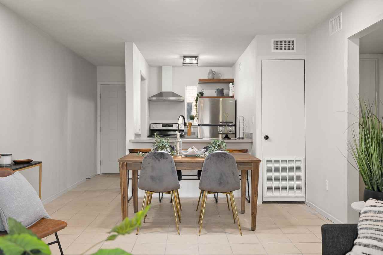 The Heights At 8th Ct (A) - Photo 5 of 15