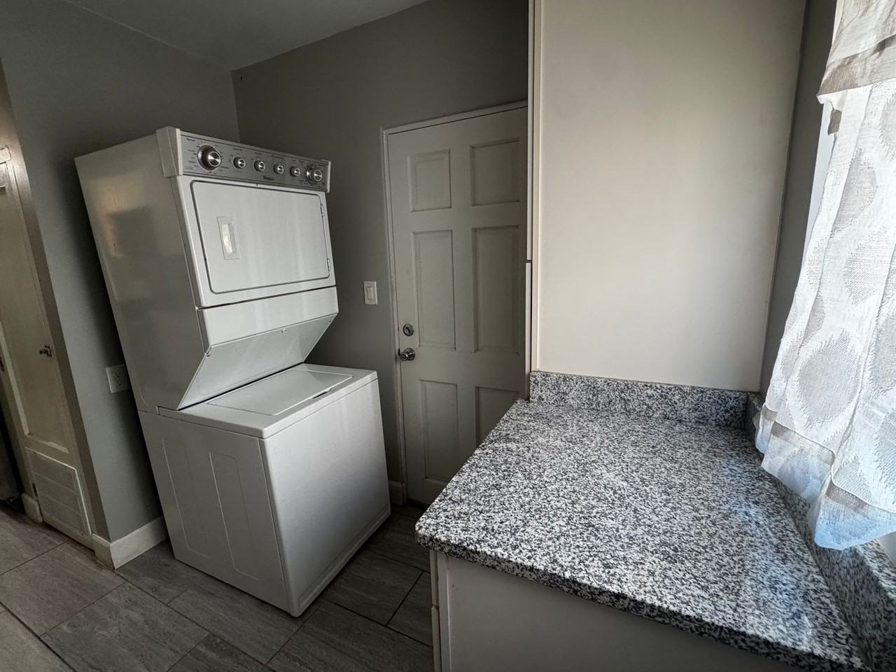 2945 Santa Clara Avenue Southeast - Photo 3 of 14