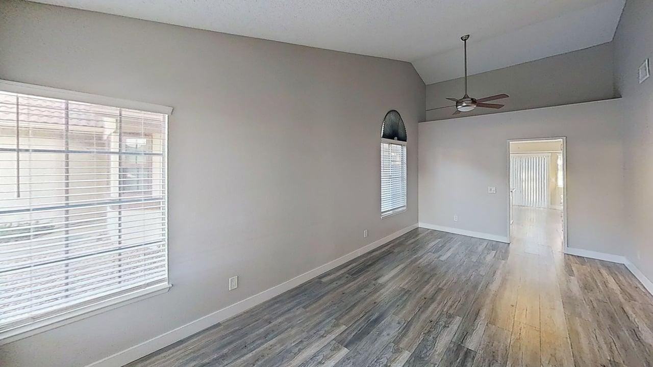 2229 Rose Avenue - Photo 5 of 22