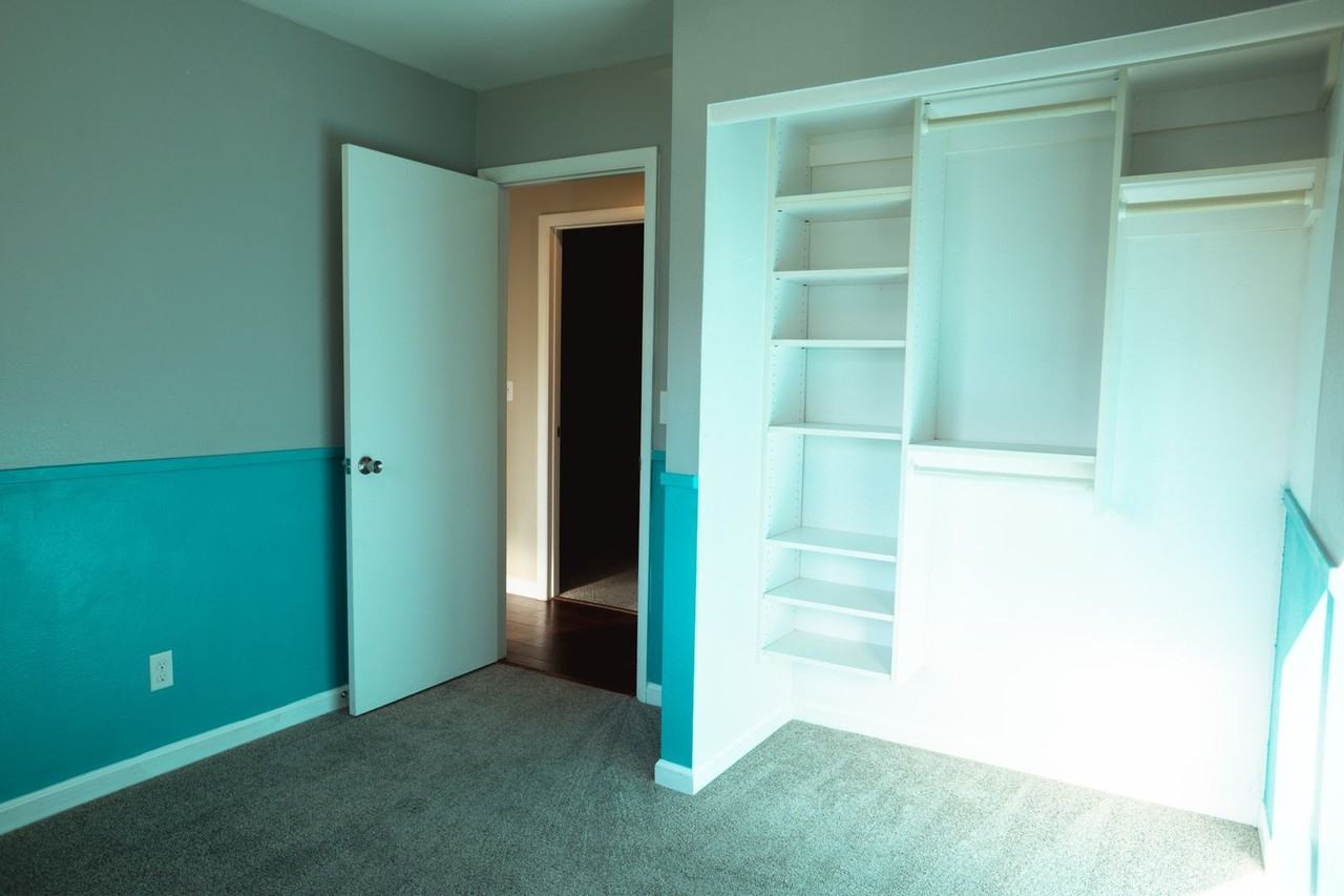 1490 S 135 W - Photo 7 of 31