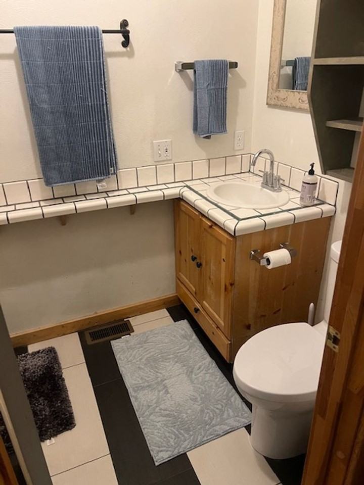 68 King Rd - Photo 5 of 9