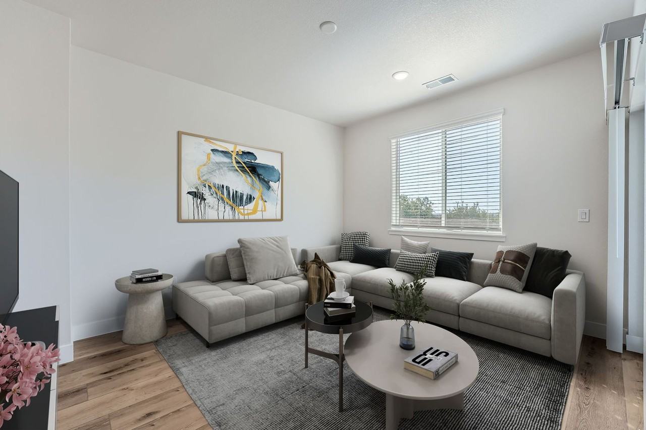 Modern 3 Bed/3 Bath Townhomes - Photo 2 of 6