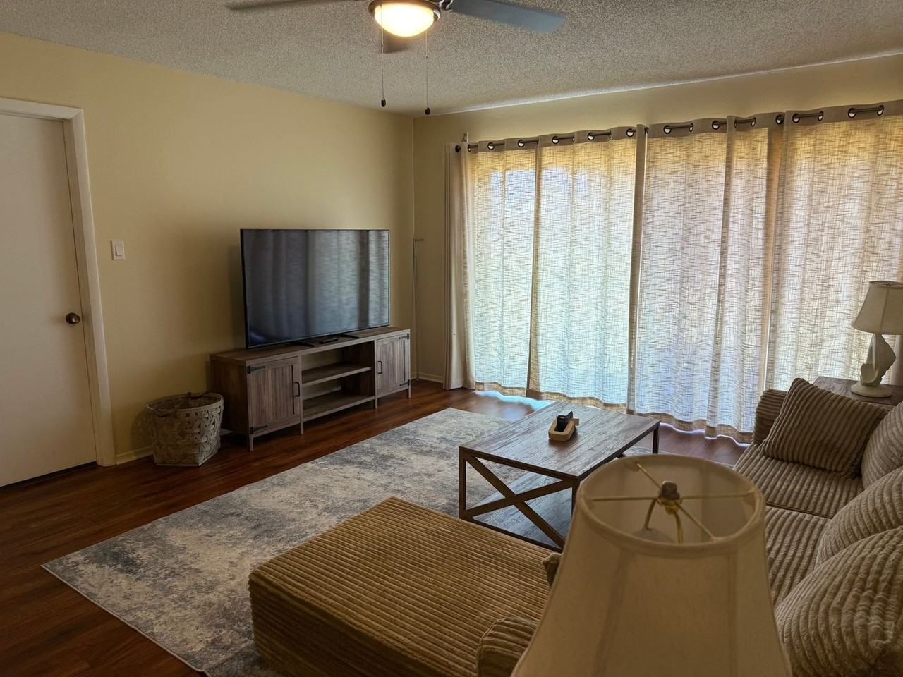 8513 Dominican Ct - Photo 5 of 23