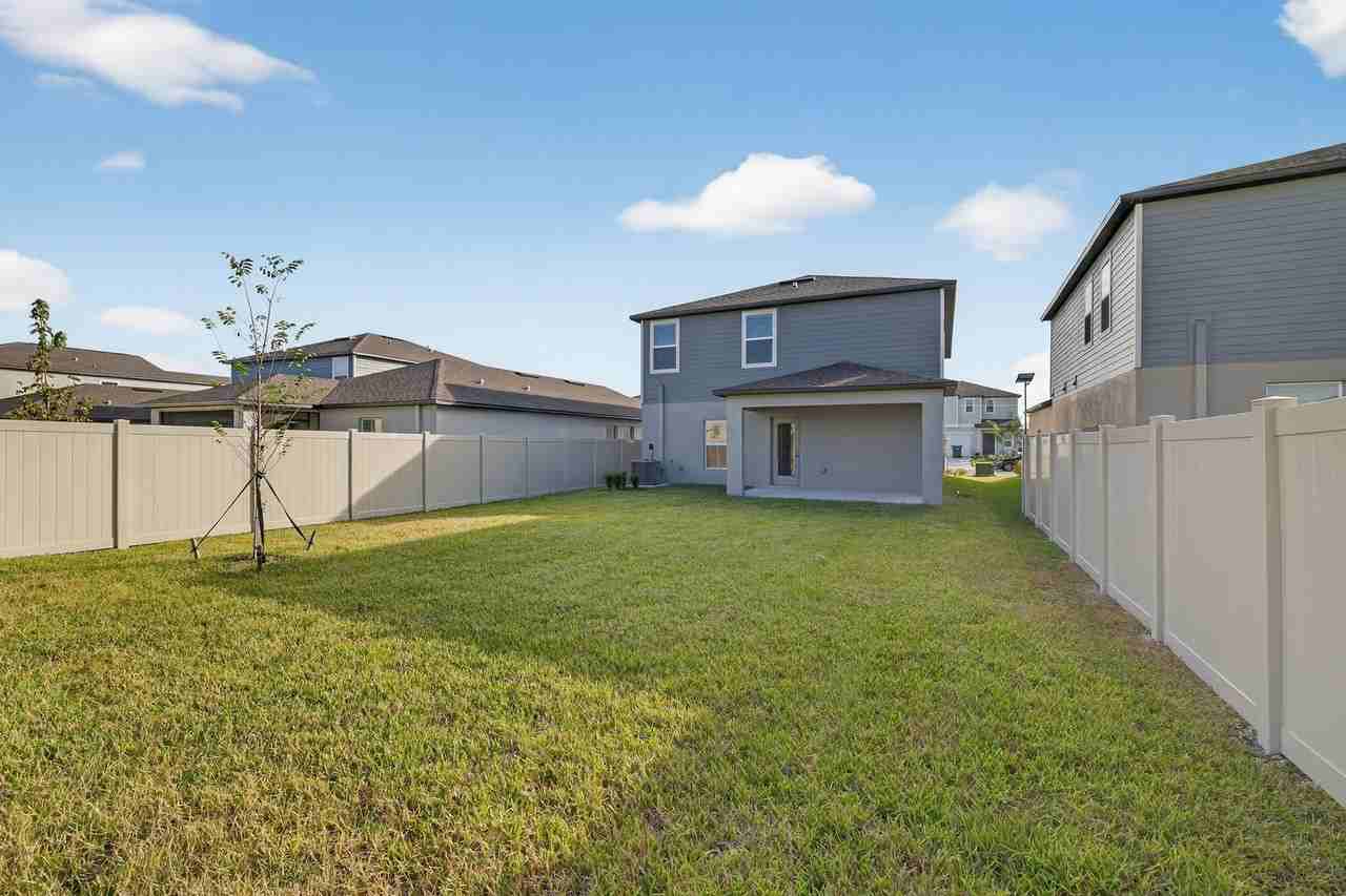 8510 Sea Ray Run - Photo 4 of 36