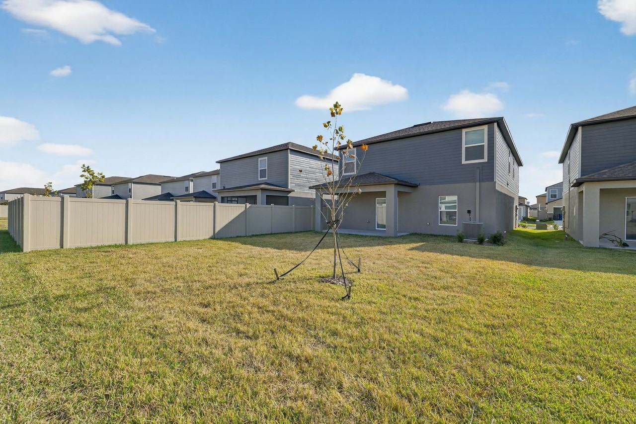 8432 Sea Ray Run - Photo 4 of 43