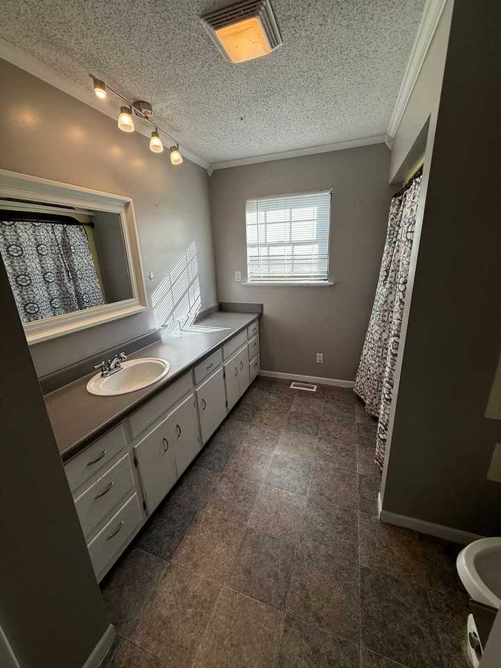 3845 County Road 25 - Photo 5 of 10