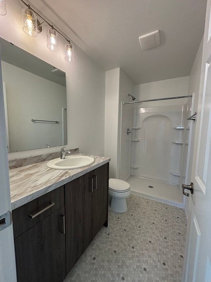 6816 27th St S - Photo 6 of 11