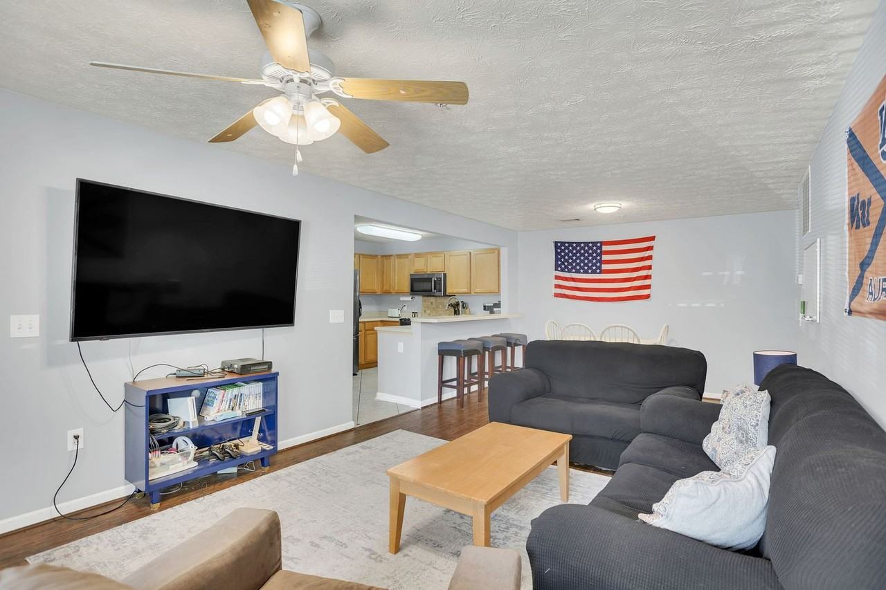 1385 S Donahue Dr #1-101 - Photo 3 of 35