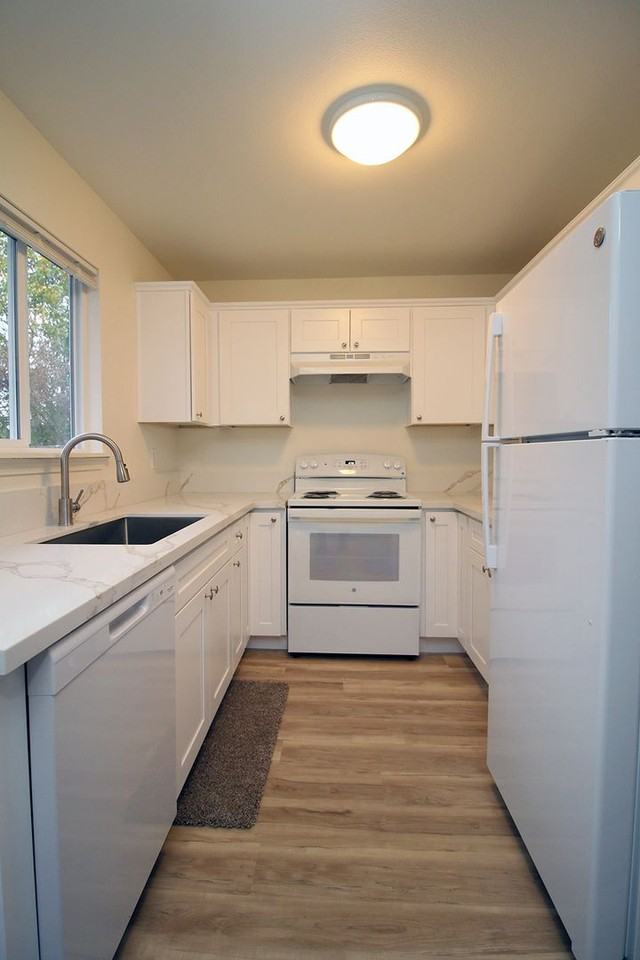 2652 2652 - 2658 SE 125th Ave - Photo 7 of 25