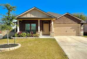 featured image of 323 Chapel Knoll Rd