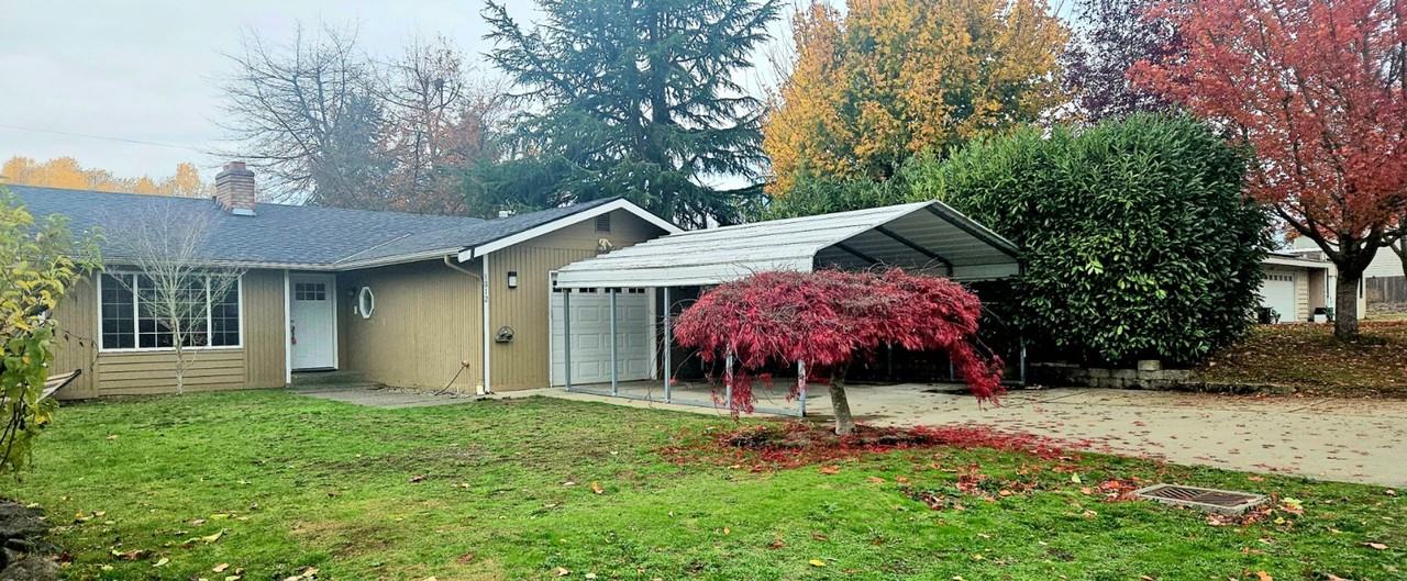 1812 S Visscher St - Photo 2 of 29