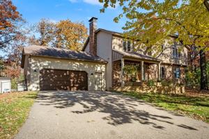 featured image of 16425 Kingswood Court